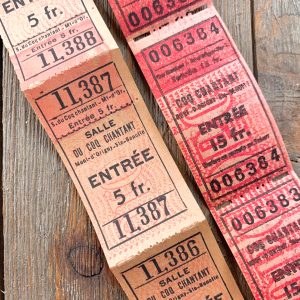 2 strips of pink and red French restaurant tickets for 5 fr and 15 fr entrées